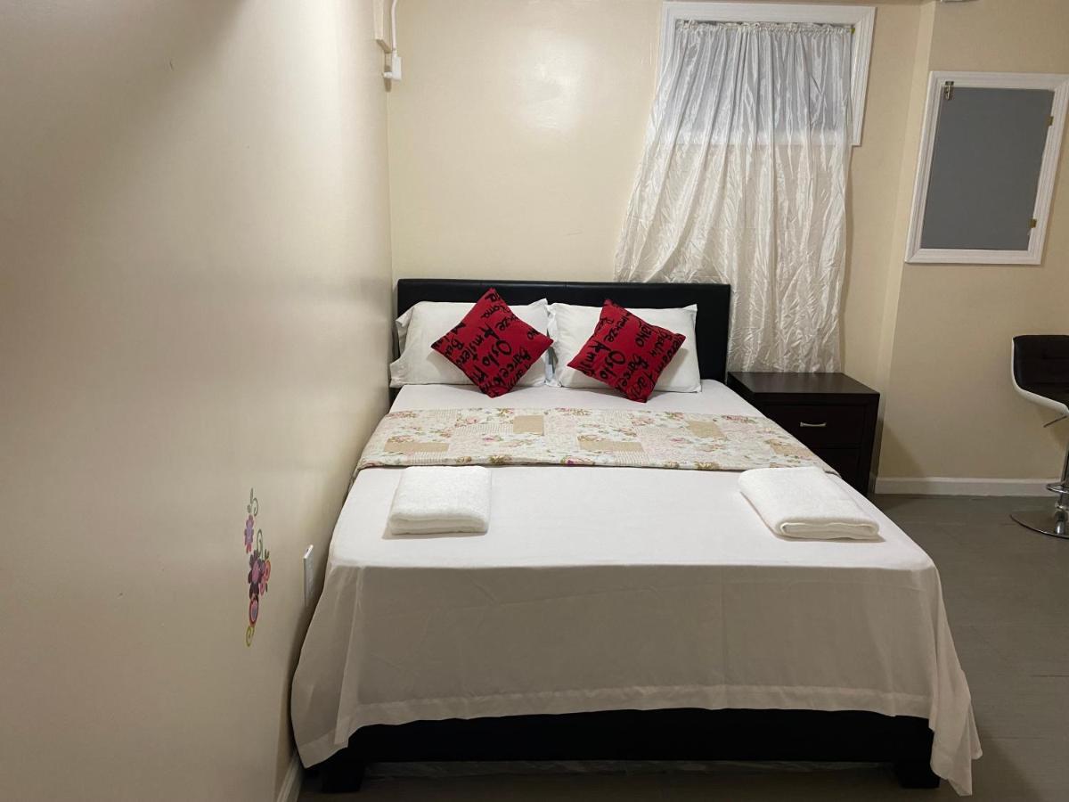 A Private Room In Queens 뉴욕 외부 사진